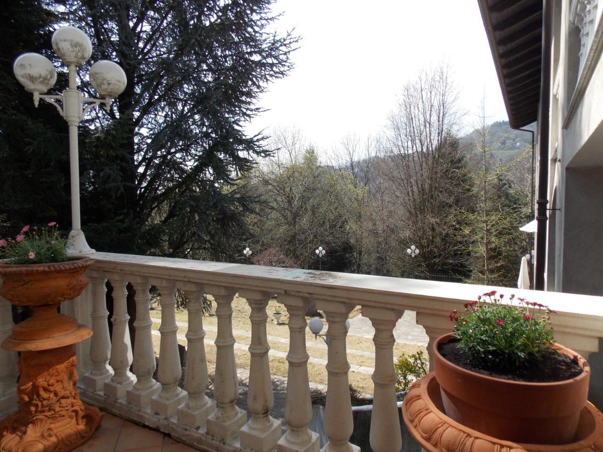 Antica Dimora Del Portico Bed & Breakfast Borgiallo